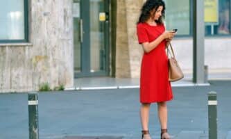 Accessoiriser une tenue avec style : astuces et inspirations mode